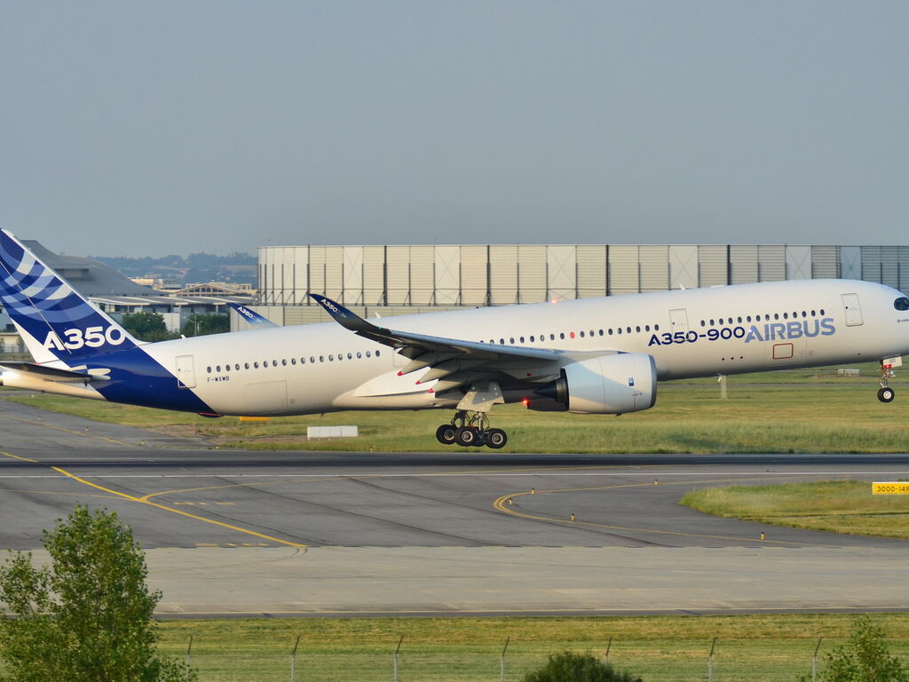 Airbus A350 900 XWB Airbus Industries AIB MSN 001 F WXWB 9276763305