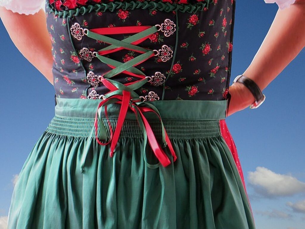 Dirndl 720389 640