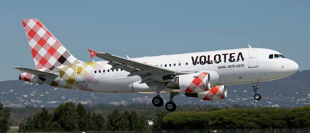 Volotea Airbus A319 111 EI FMV JP8565517